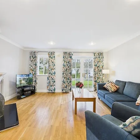 Luxury 3br At Faithlegg Golf And 別荘 *
